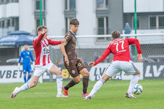 五人几乎已 五人几乎已