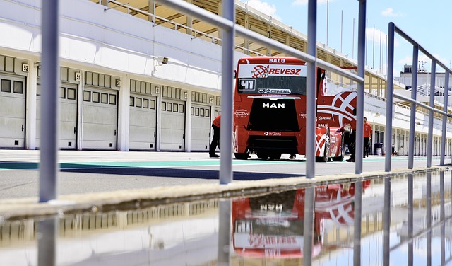 形式拉近与 形式拉近与